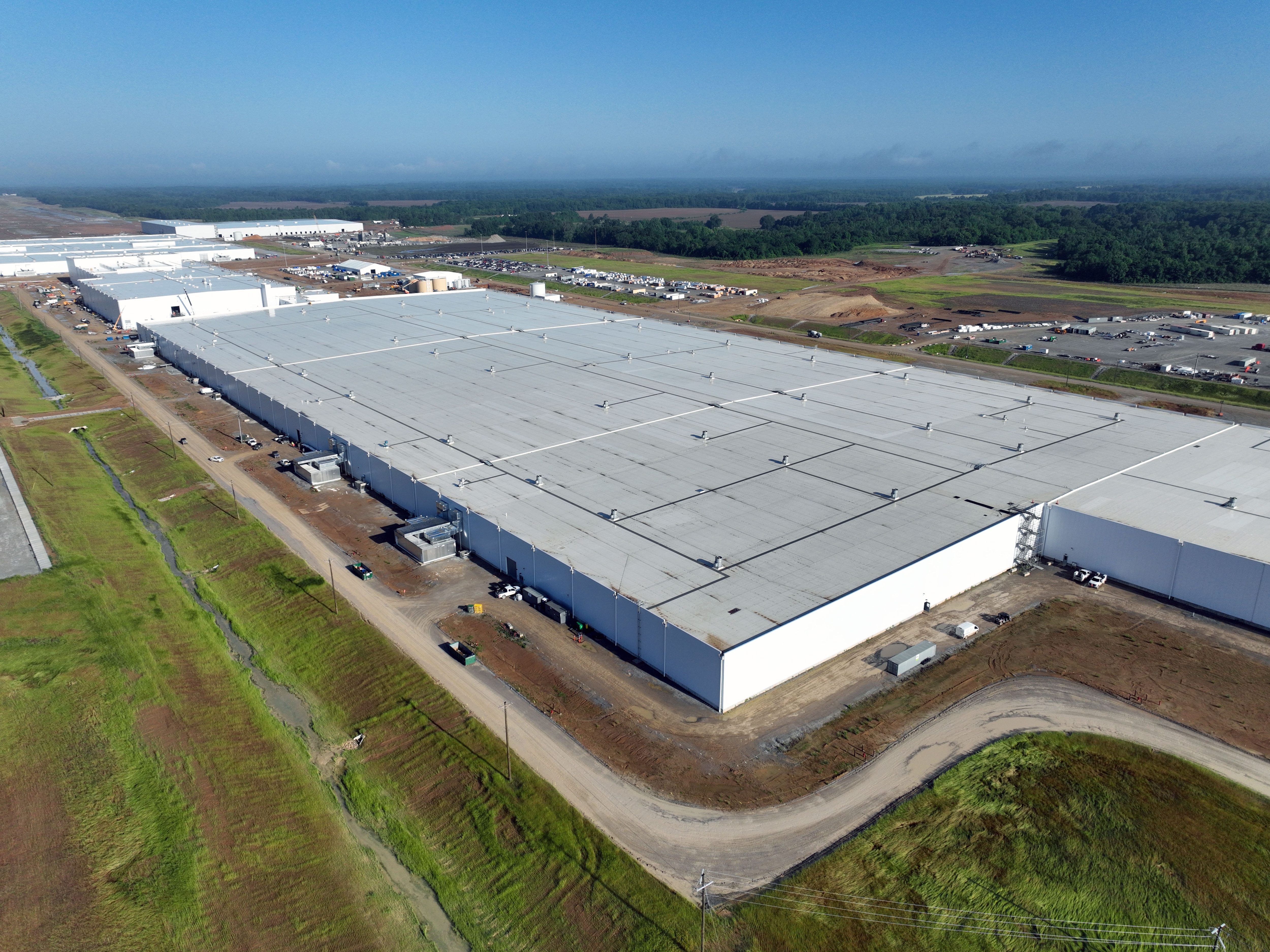 This photo of Ford’s Tennessee Electric Vehicle Center assembly plant at BlueOval City, captured May 10, 2024, shows the body shop section of the building. Courtesy Walbridge.  